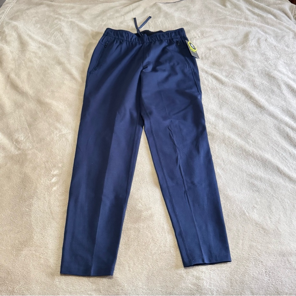 Men’s Athletic Works Navy Blue Drawstring 

Men’s size M